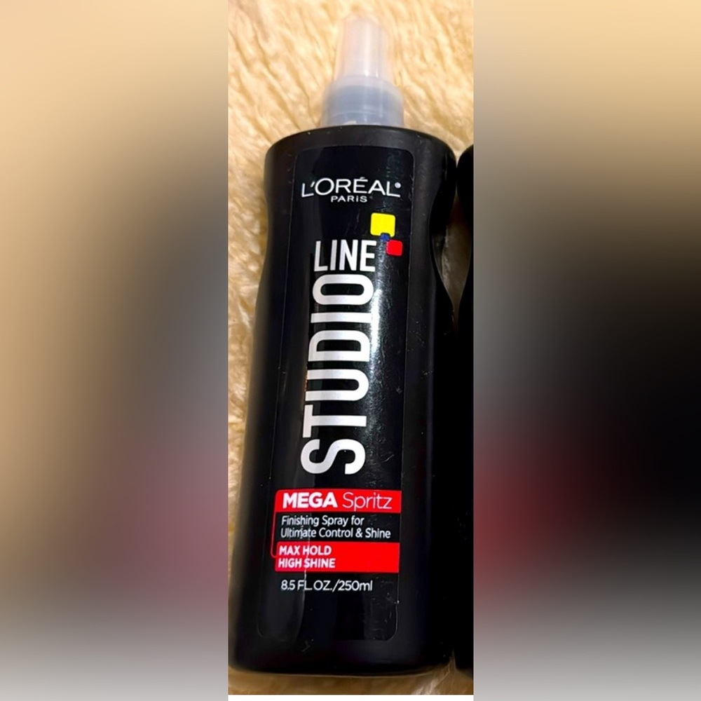 L'Oreal Studio Line Mega Spritz Hairspray for Feisty0121